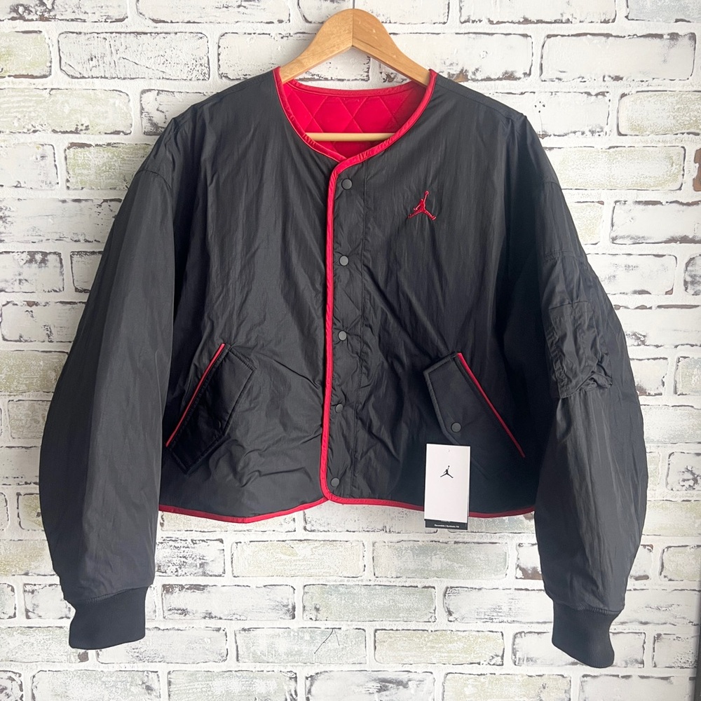 Jordan Essentials Women's Flight Jacket
Reversible Size Medium